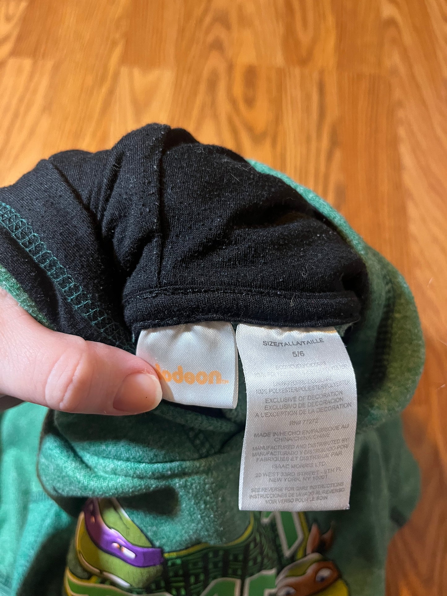5/6 Ninja Turtles hoodie (has washer wear)