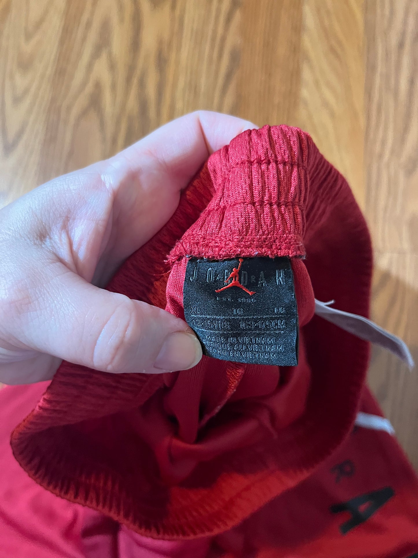 Jordan shorts 13-15yr