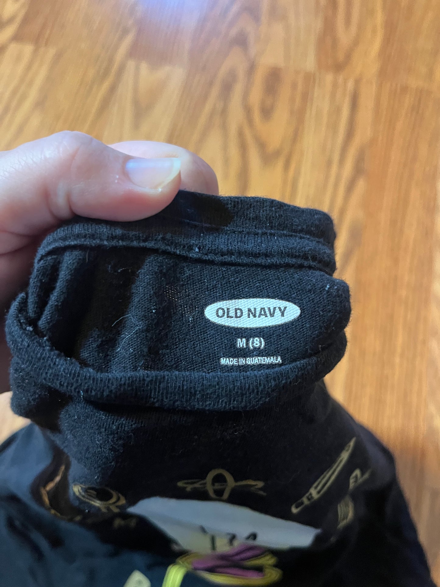 Old navy size 8 tshirt