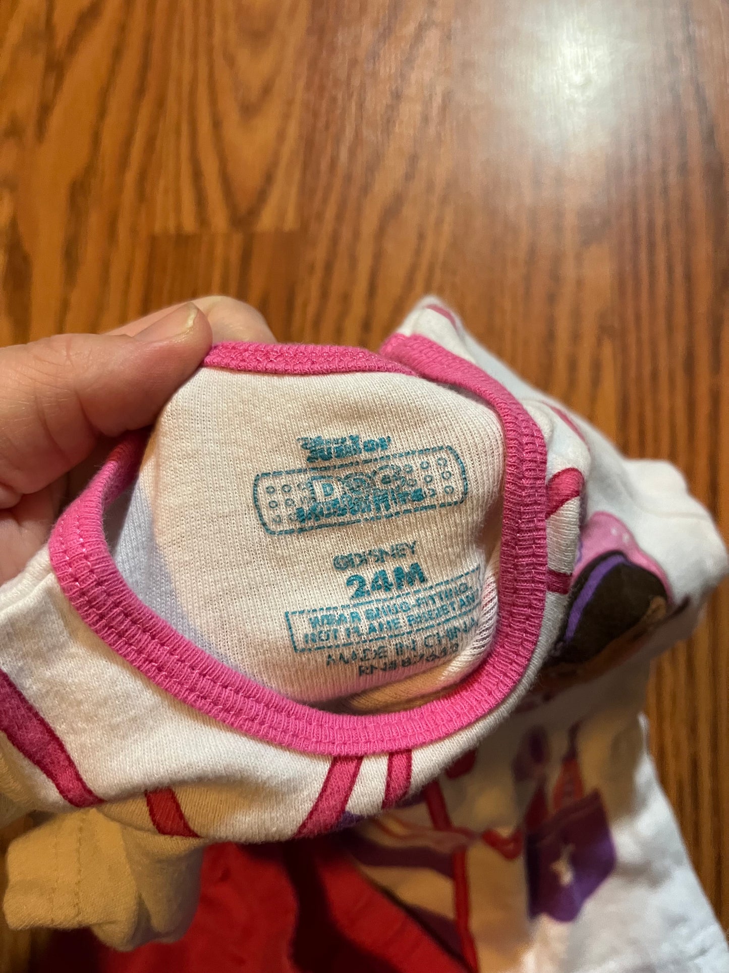 24 months doc mcstuffins pj set (snug fit)