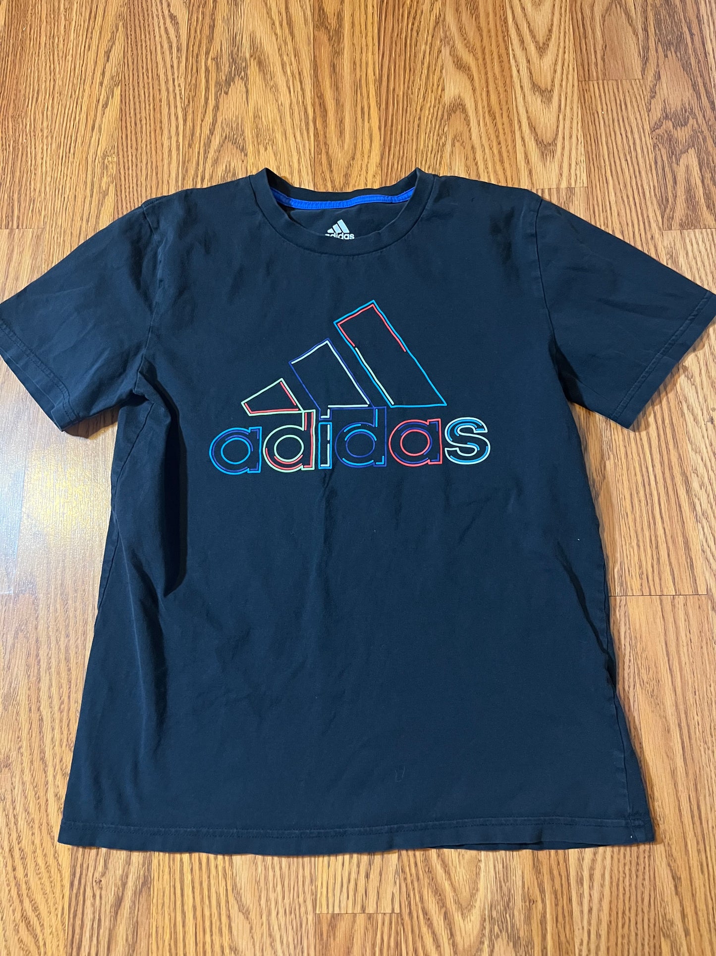 Adidas size 10/12 tshirt