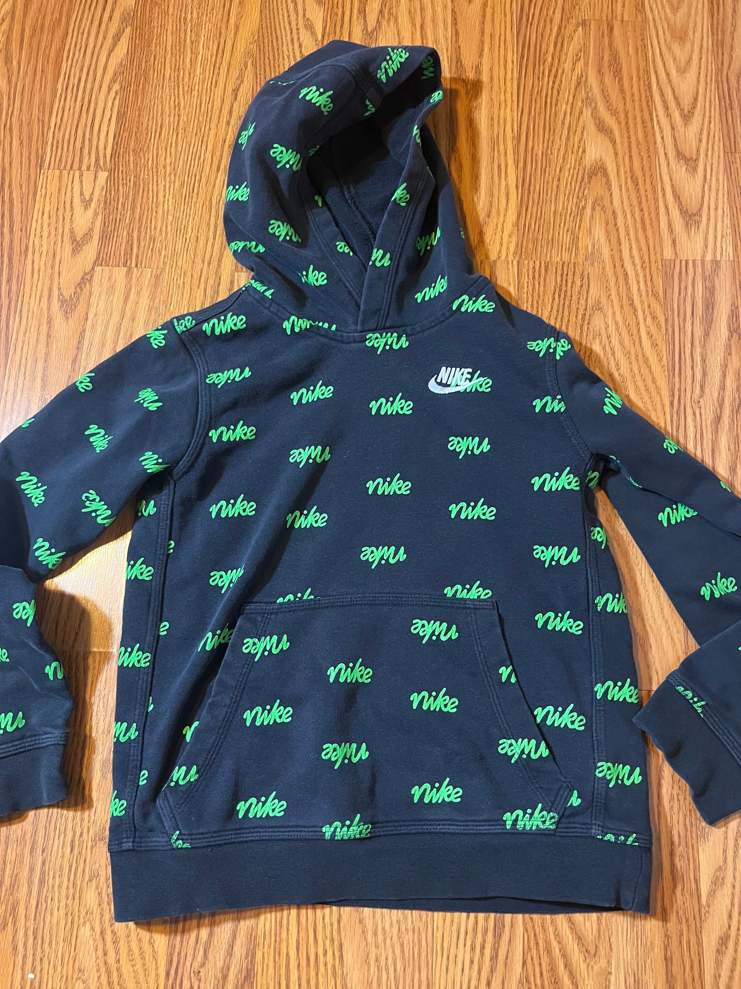Nike size medium (online chart says 10/12 but I think would fit size 8 big best)