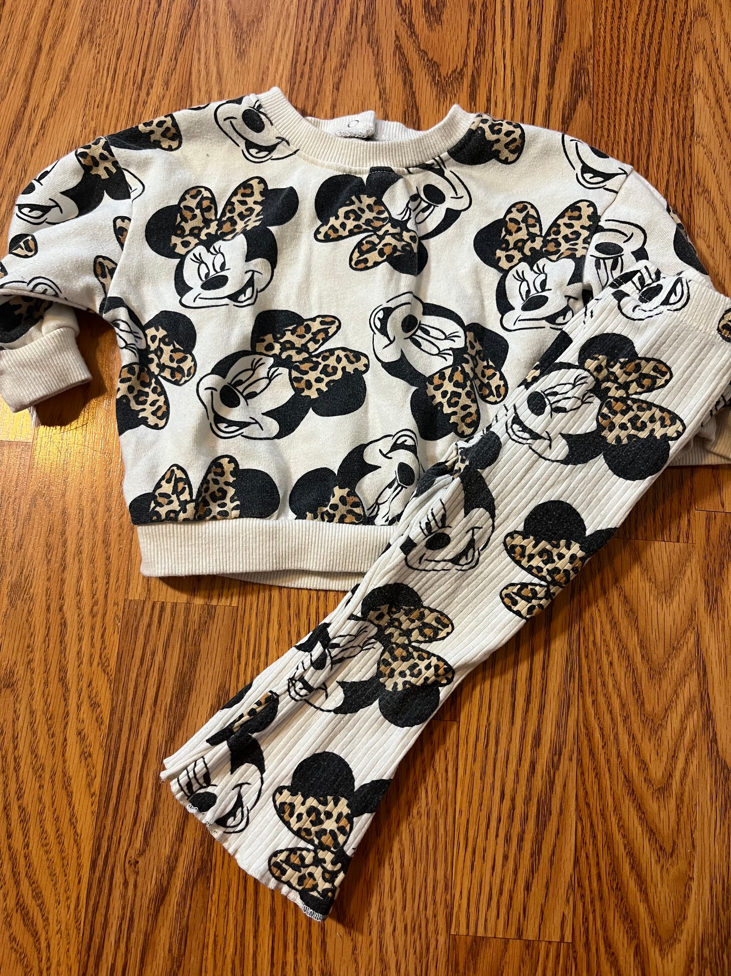 12 months Minnie Mouse outfit