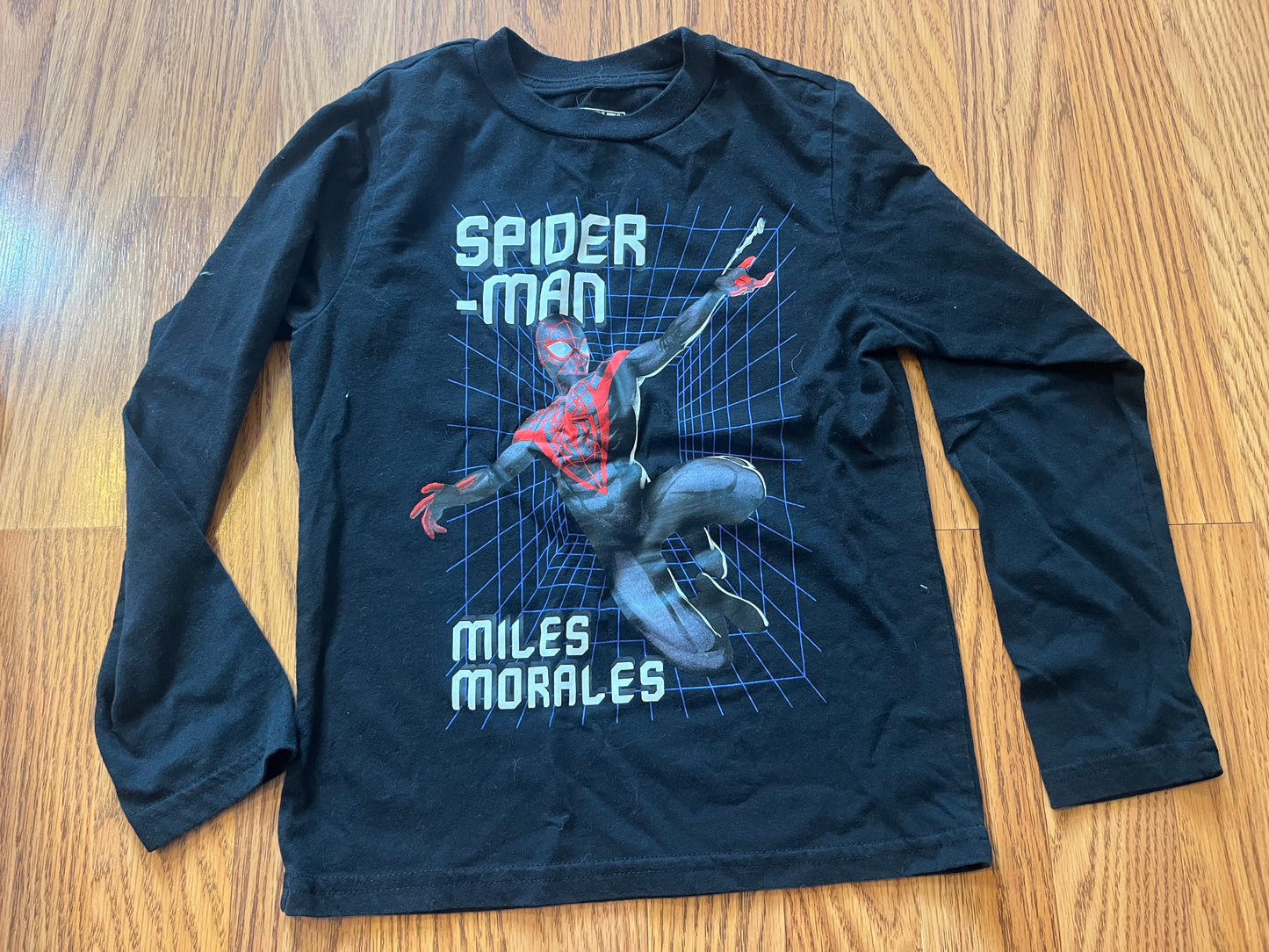 XS 4/5 boys marvel miles morales Spiderman top