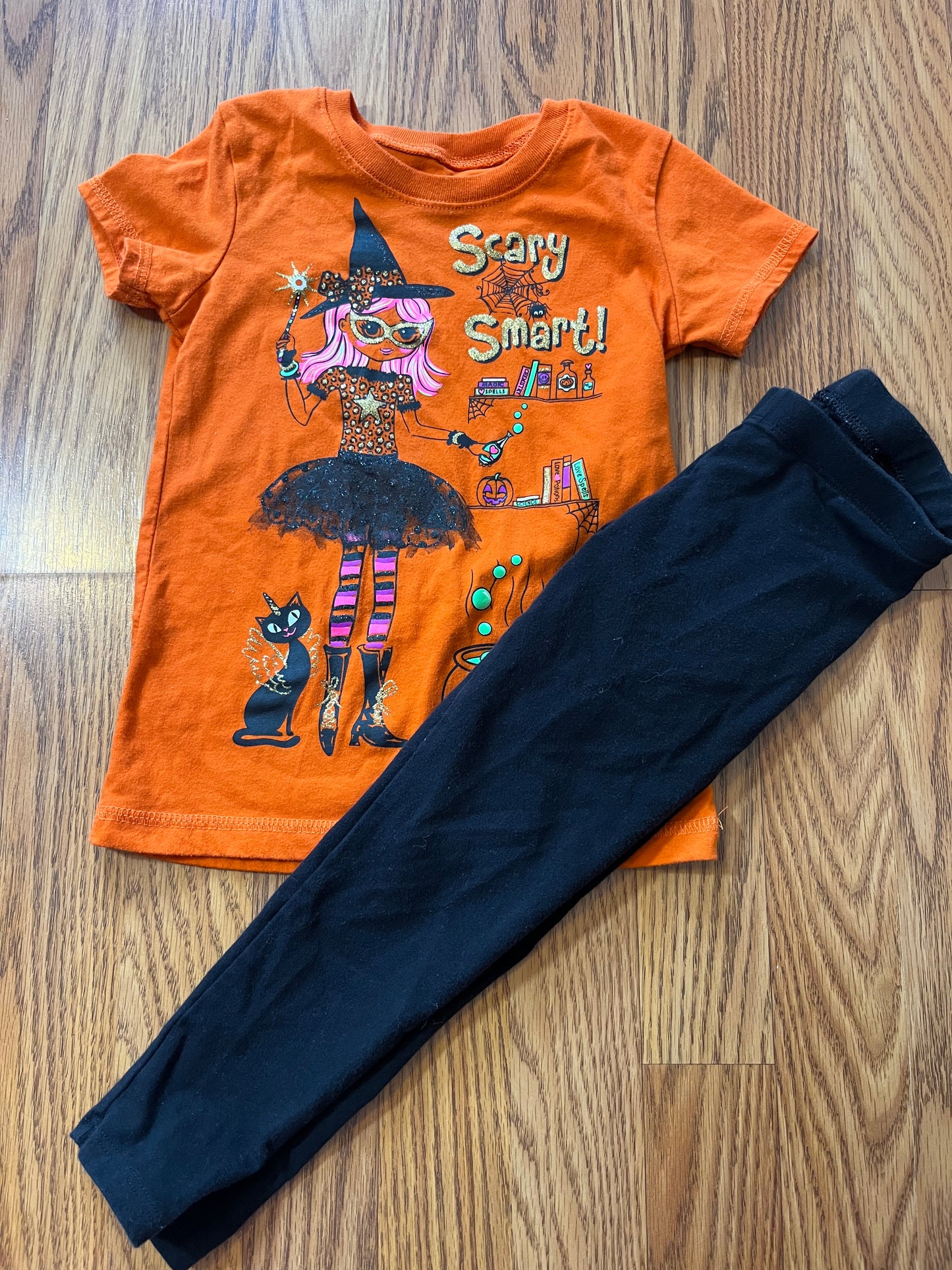 4/5 Girls Halloween top & members mark leggings