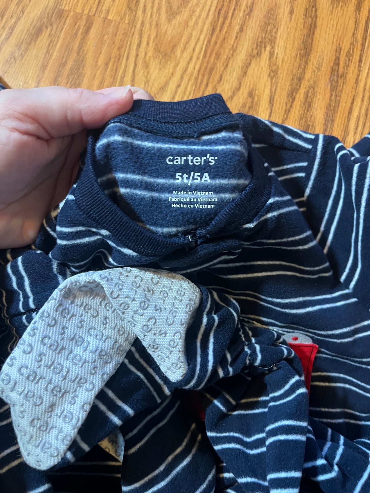 5t Carters fleece sleeper (like new)