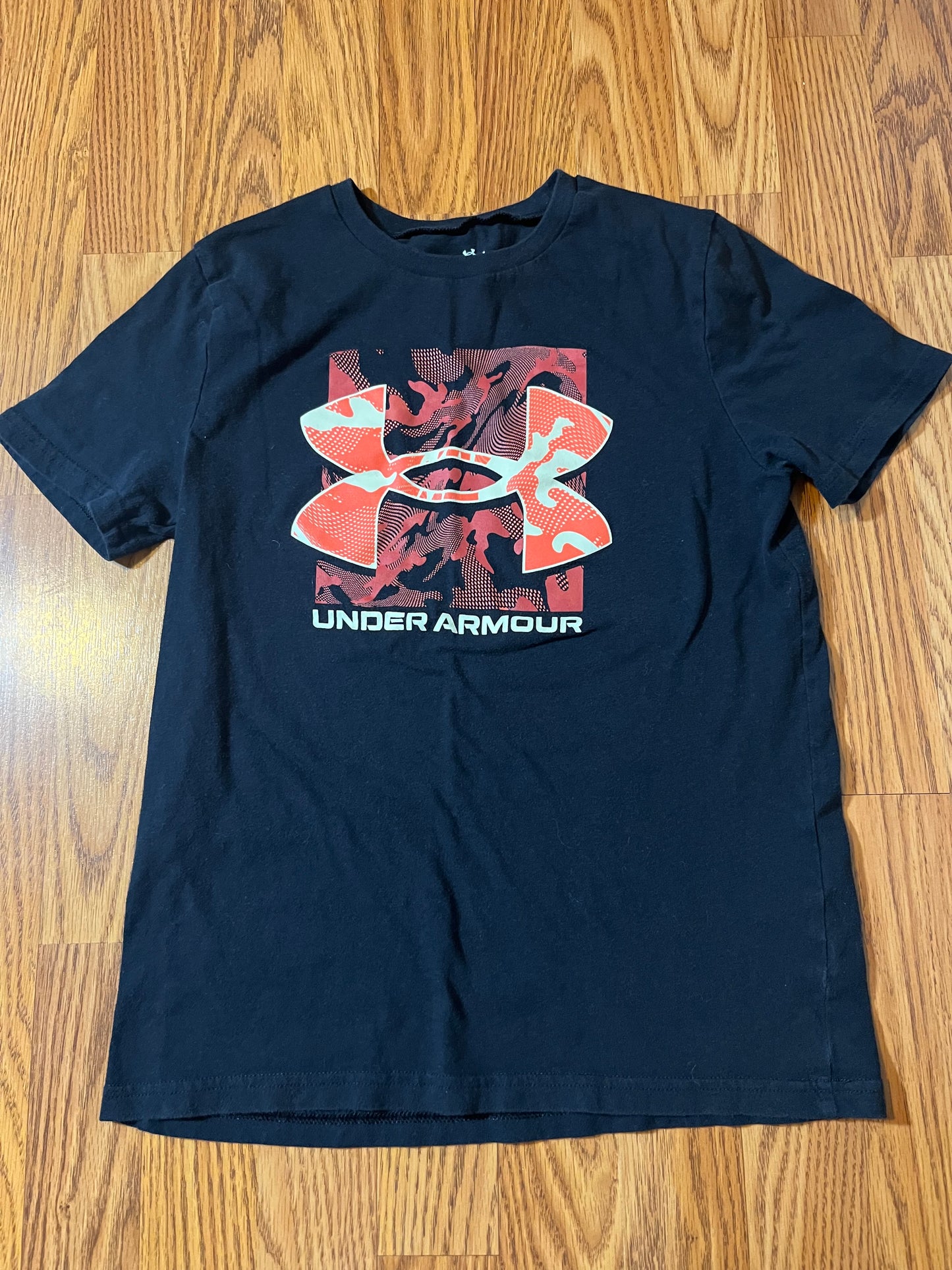 Under Armour size YMD (online chart says 10/12)