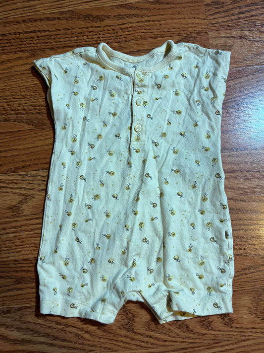 6-12 month Baby GAP romper (bubble bee / unisex)