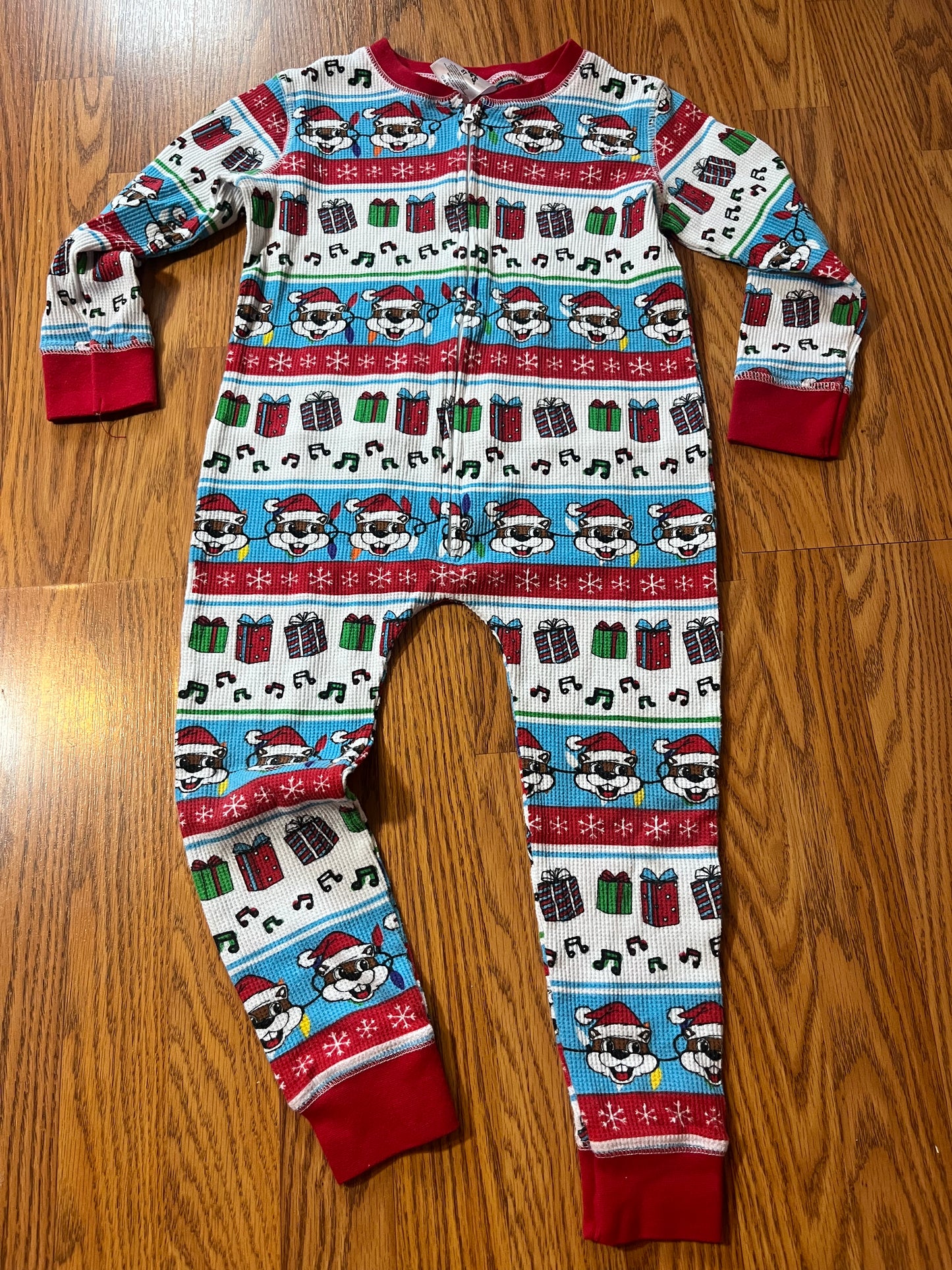5t Buc-ees sleeper romper holiday
