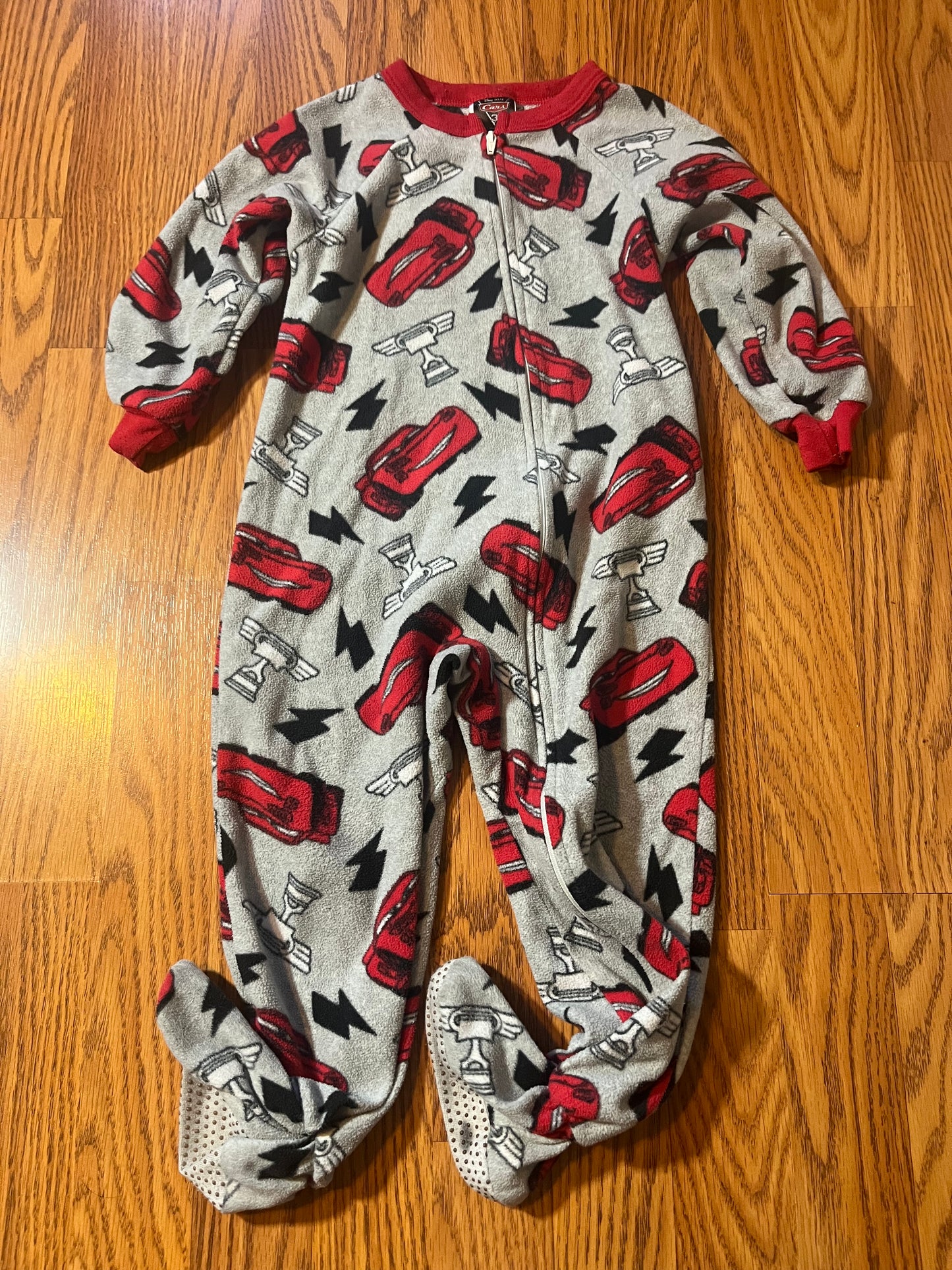 2t Disney Cars sleeper (washer wear)