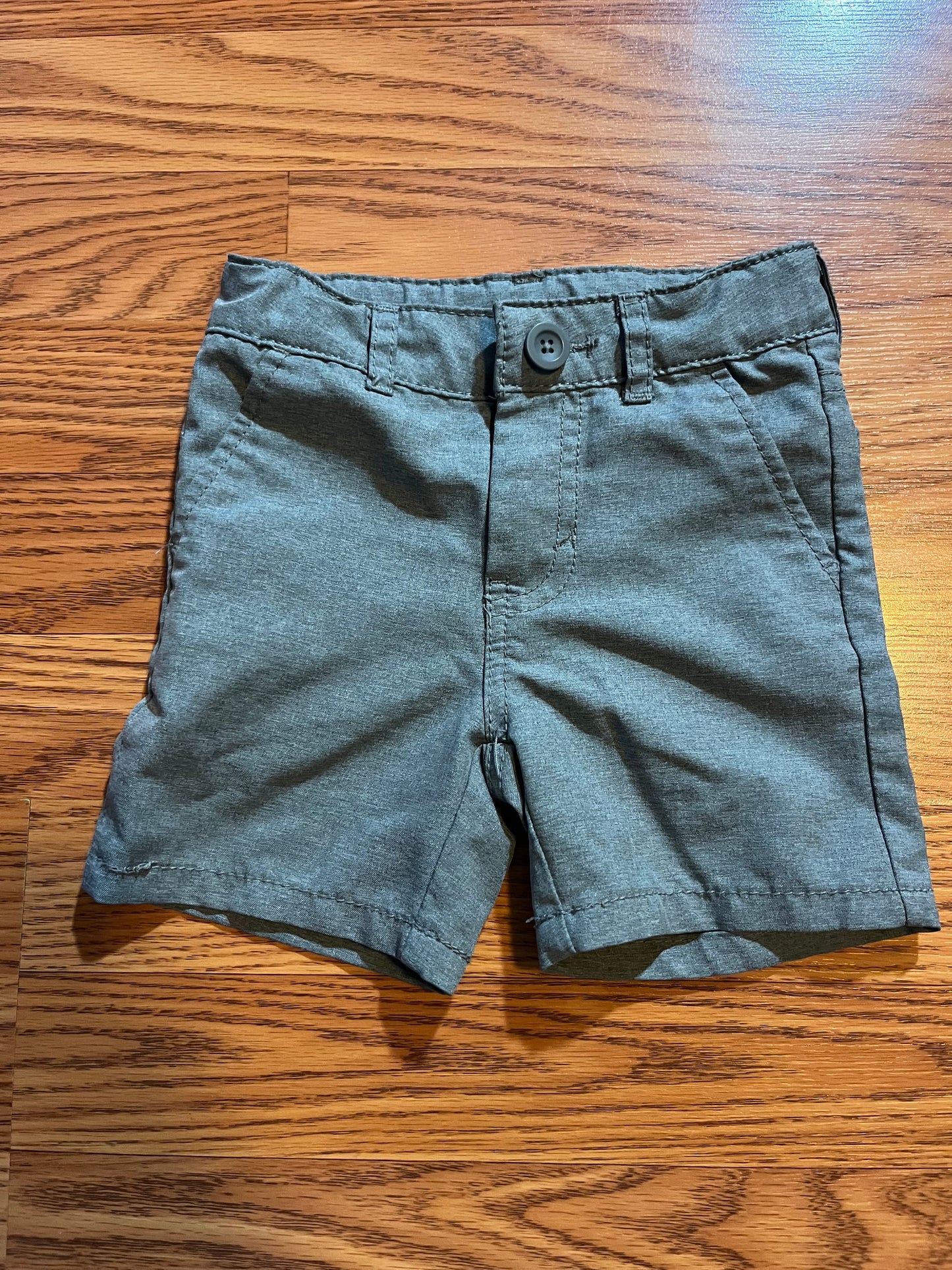 2t Cat & Jack shorts (adjustable waist)