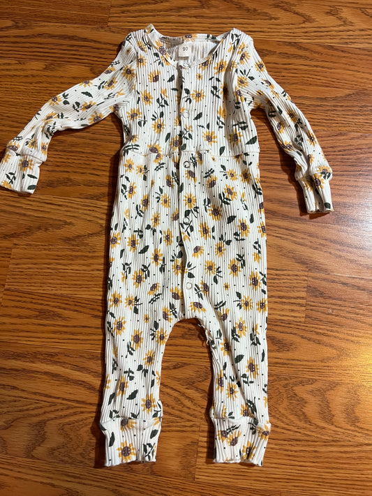 Baby girls size 90 romper (6/9?) sunflower