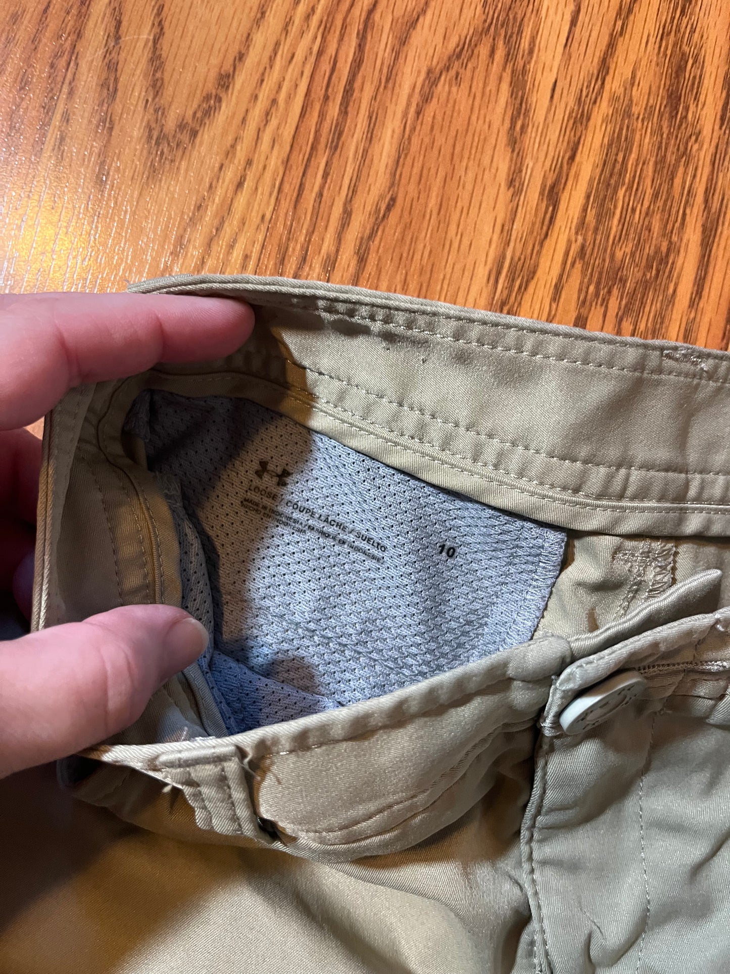 Under Armour boys shorts size 10
