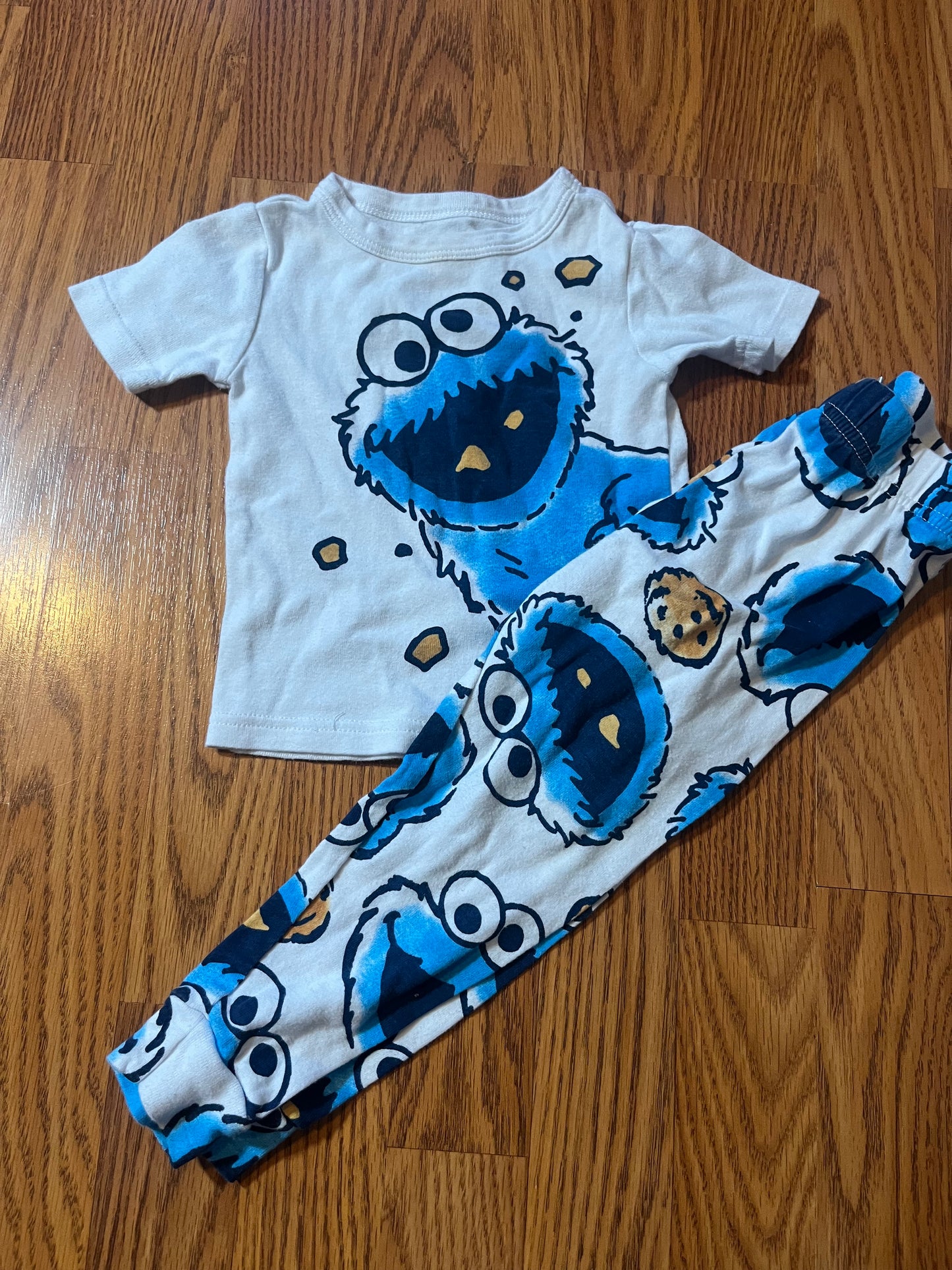 3t Cookie Monster Sesame Street pj set (snug fit / may run small)