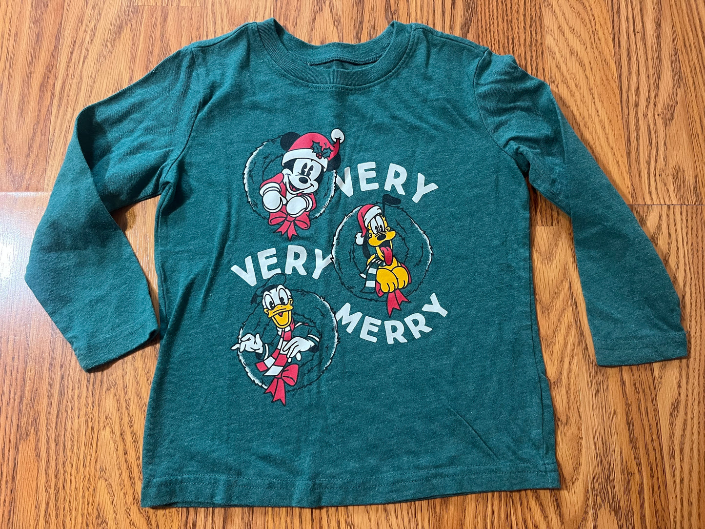 3t Disney jumping bean Mickey Christmas top