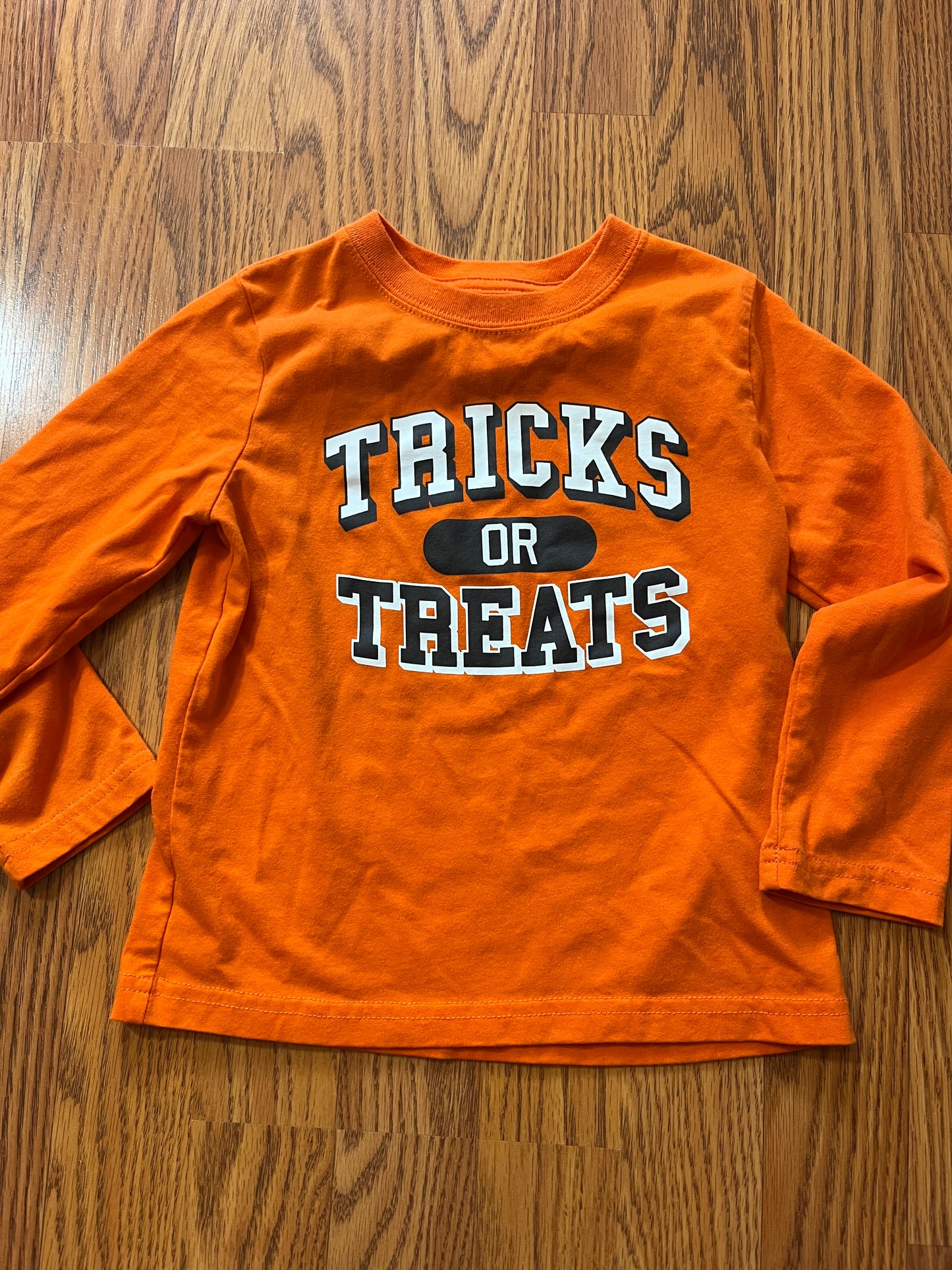 4t Halloween long sleeve top