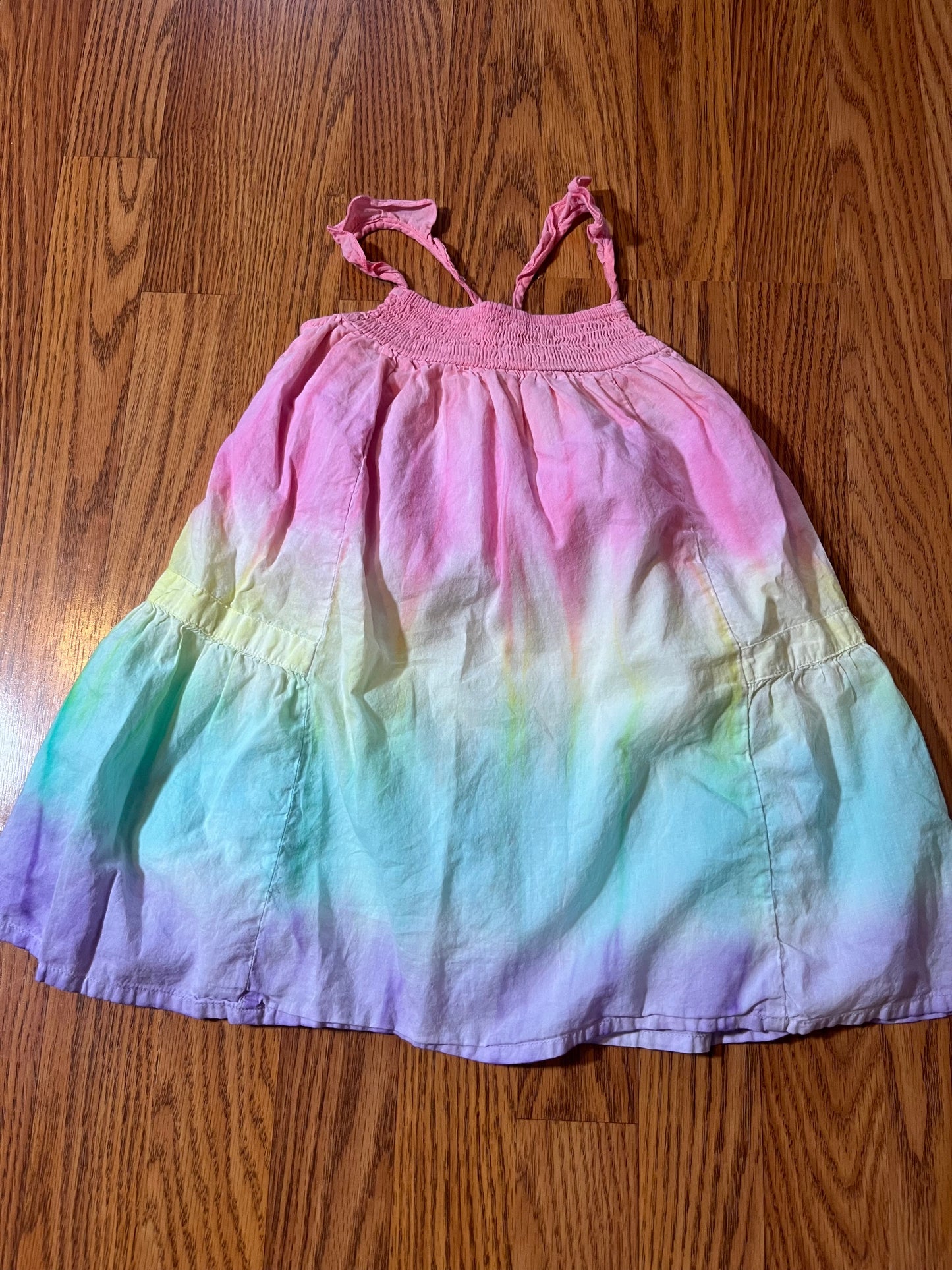 2t Girls rainbow dress