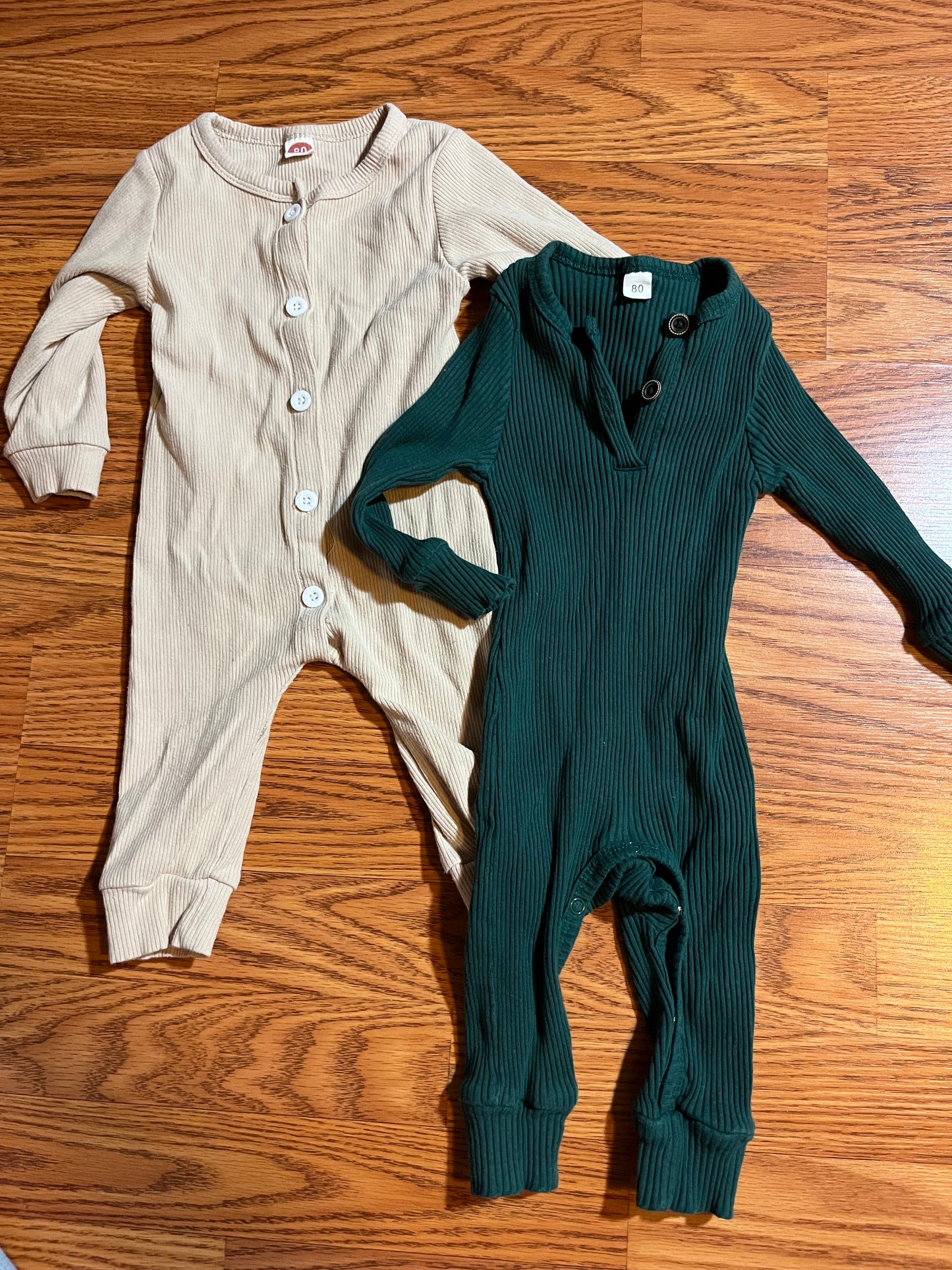 Baby unisex size 80 rompers (6 months maybe a little bigger)