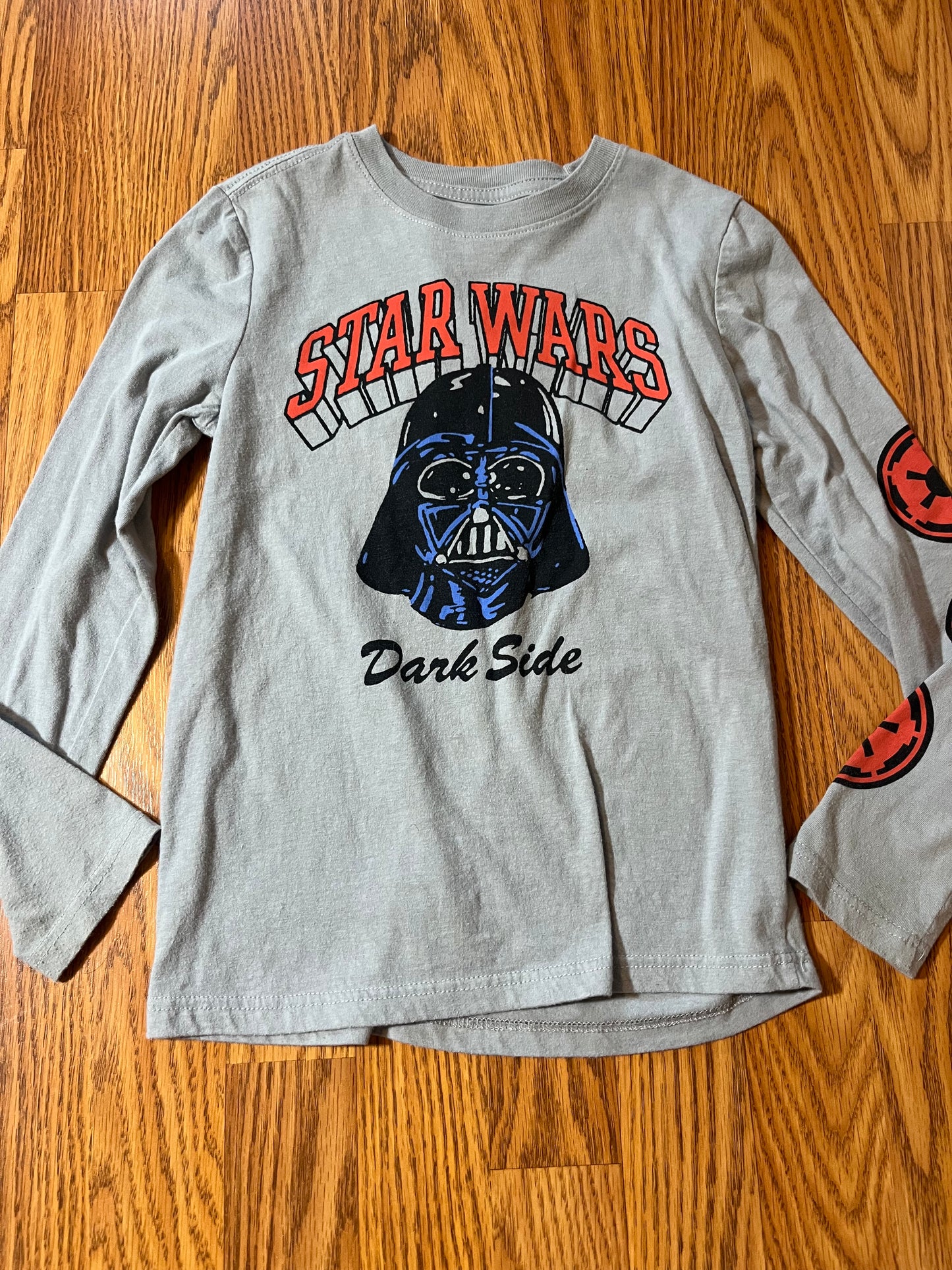6/7 Starwars boys long sleeve top