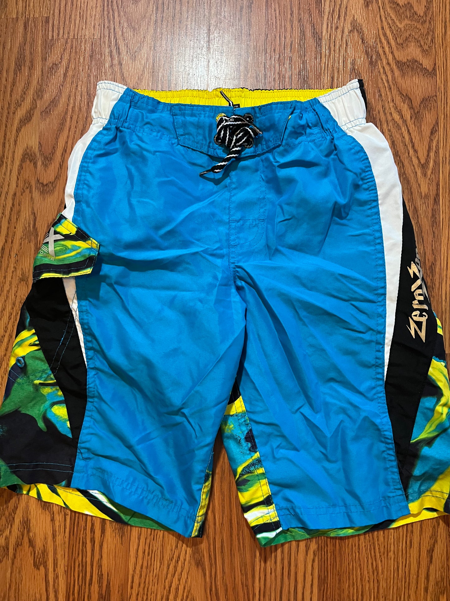 Boys size 8 swimming trunks