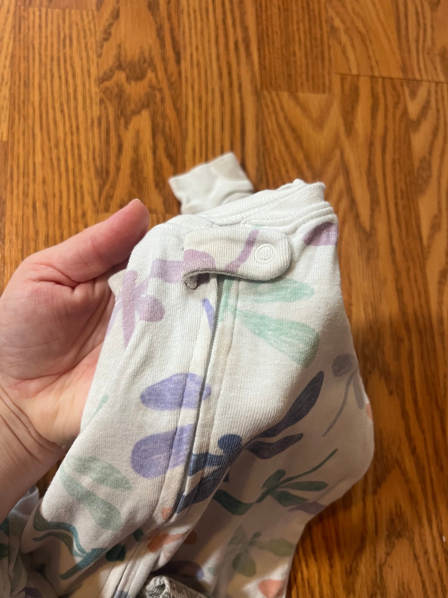 3t Carters Lighter weight sleeper (extremely faint stain but hardly noticeable)
