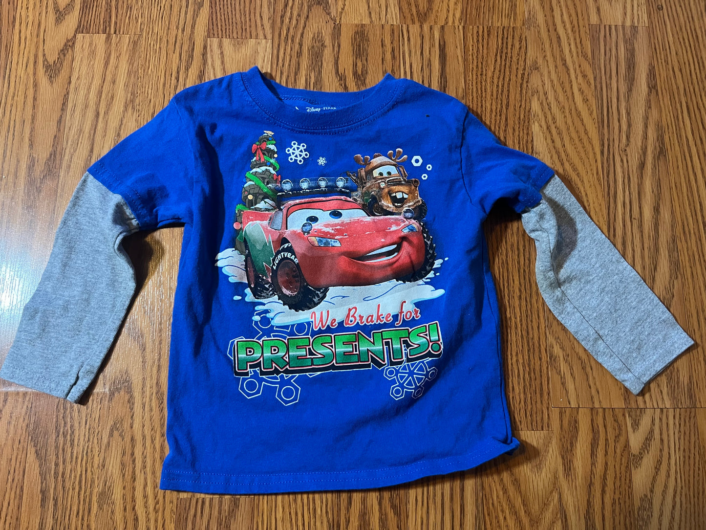 4t Disney Cars holiday top (may run a little small)