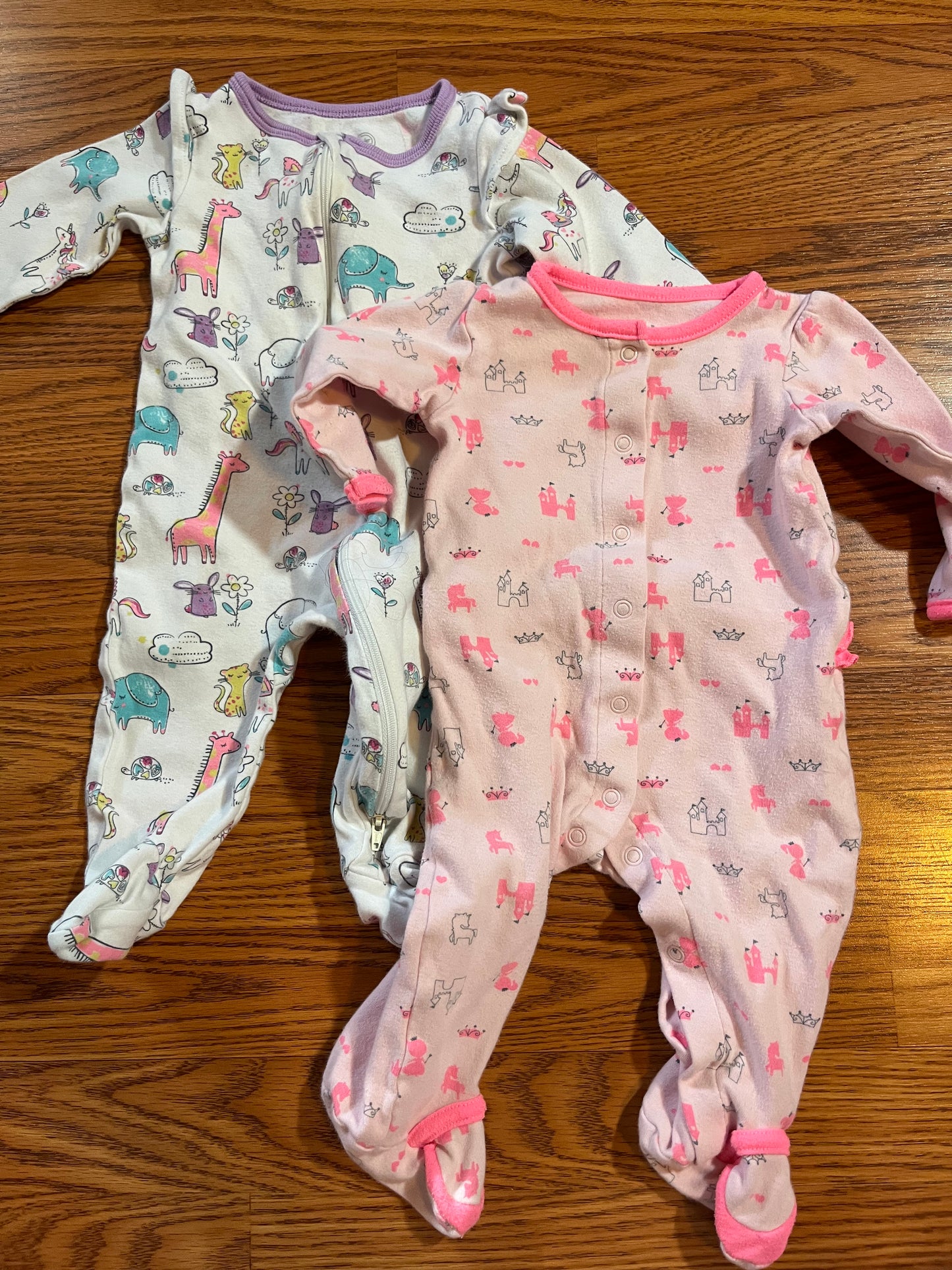 6/9 months sleepers carters/ wonder nation (both have EXTREMELY faint spots as shown in extra photos but not awful)