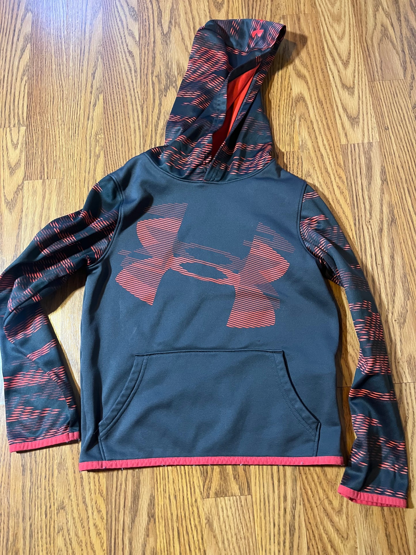 Under Armour Hoodies size small (6)