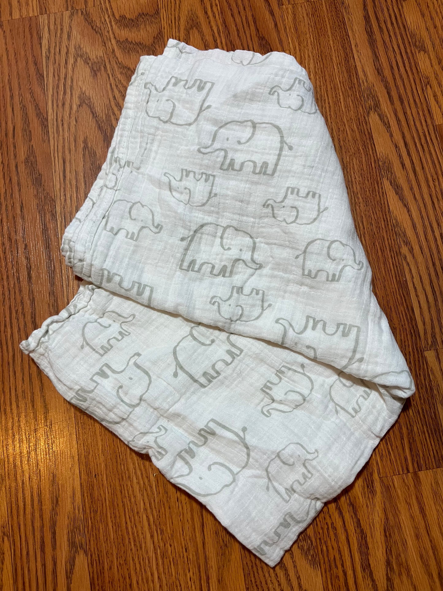 Thin baby swaddle