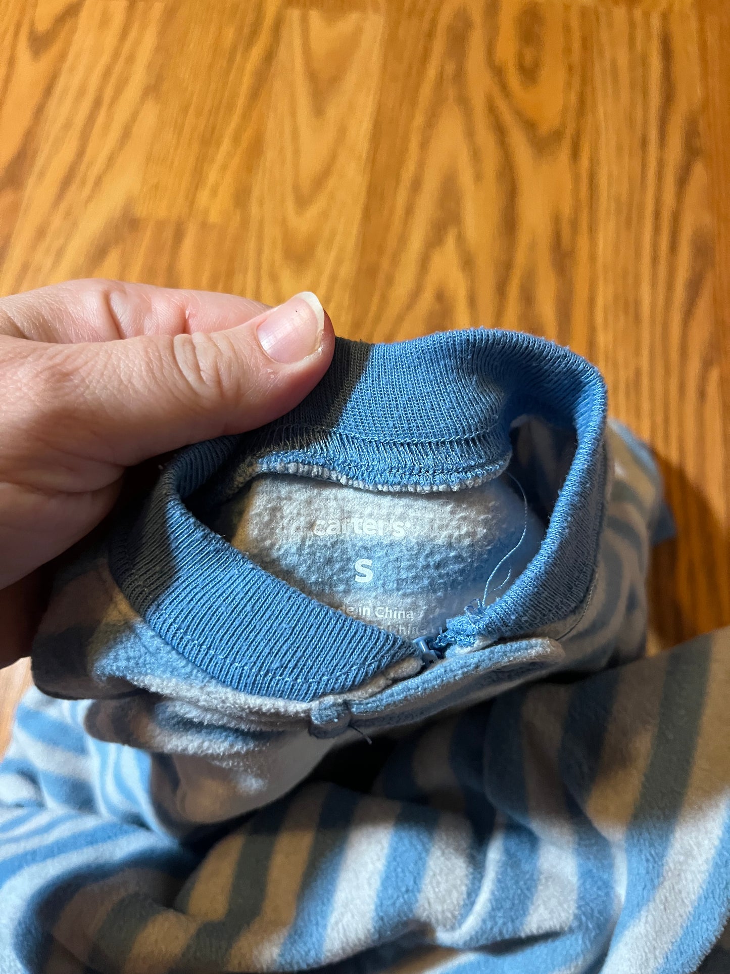 Carters size small sleep sack 0-6 months