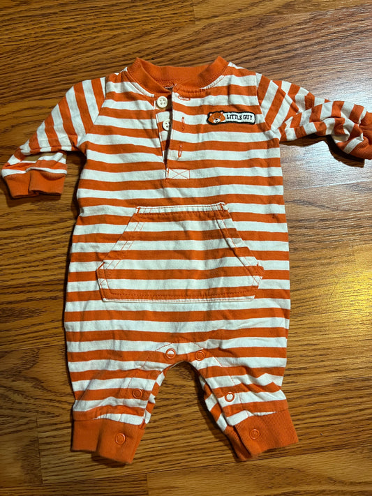 Newborn carters romper (fox in butt)