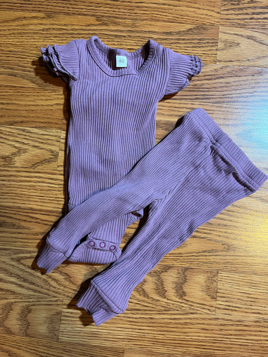 Baby girls size 60 (3/6 months)