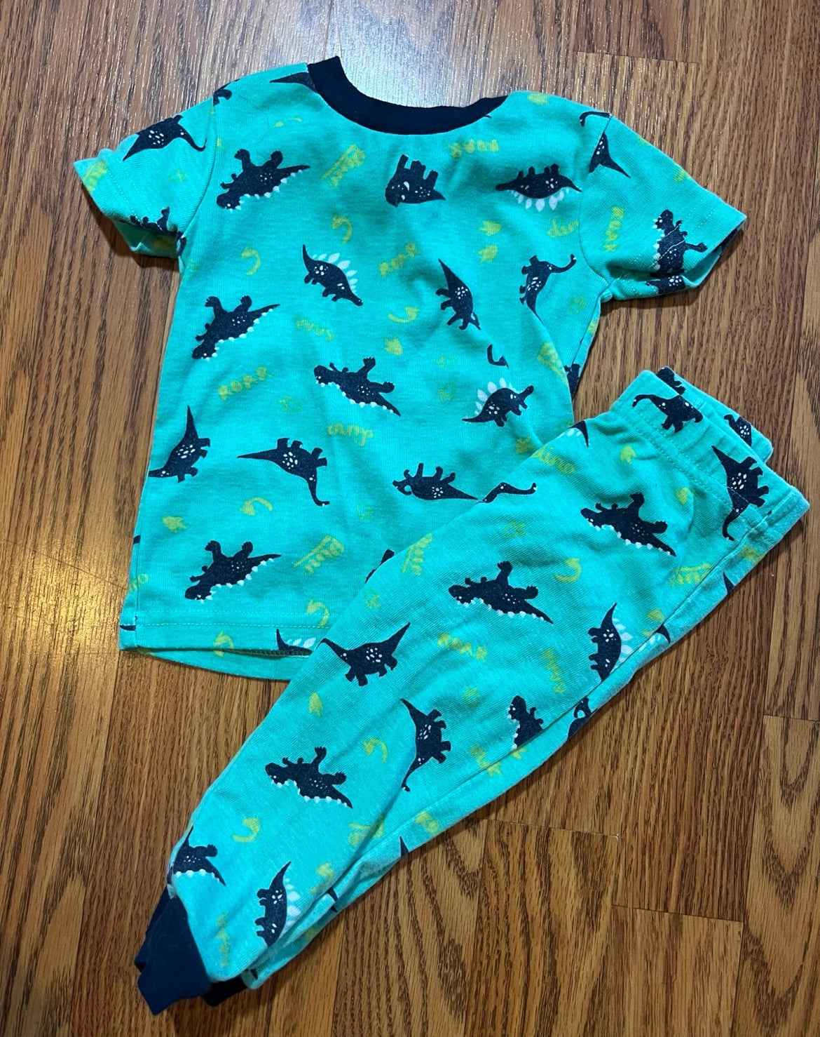 12 months Dino print snug pj set