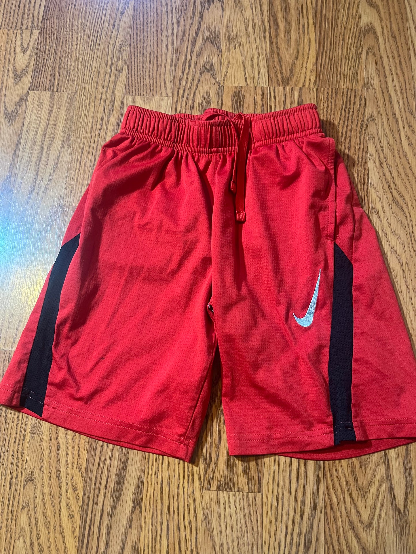 Nike size medium shorts 7/8