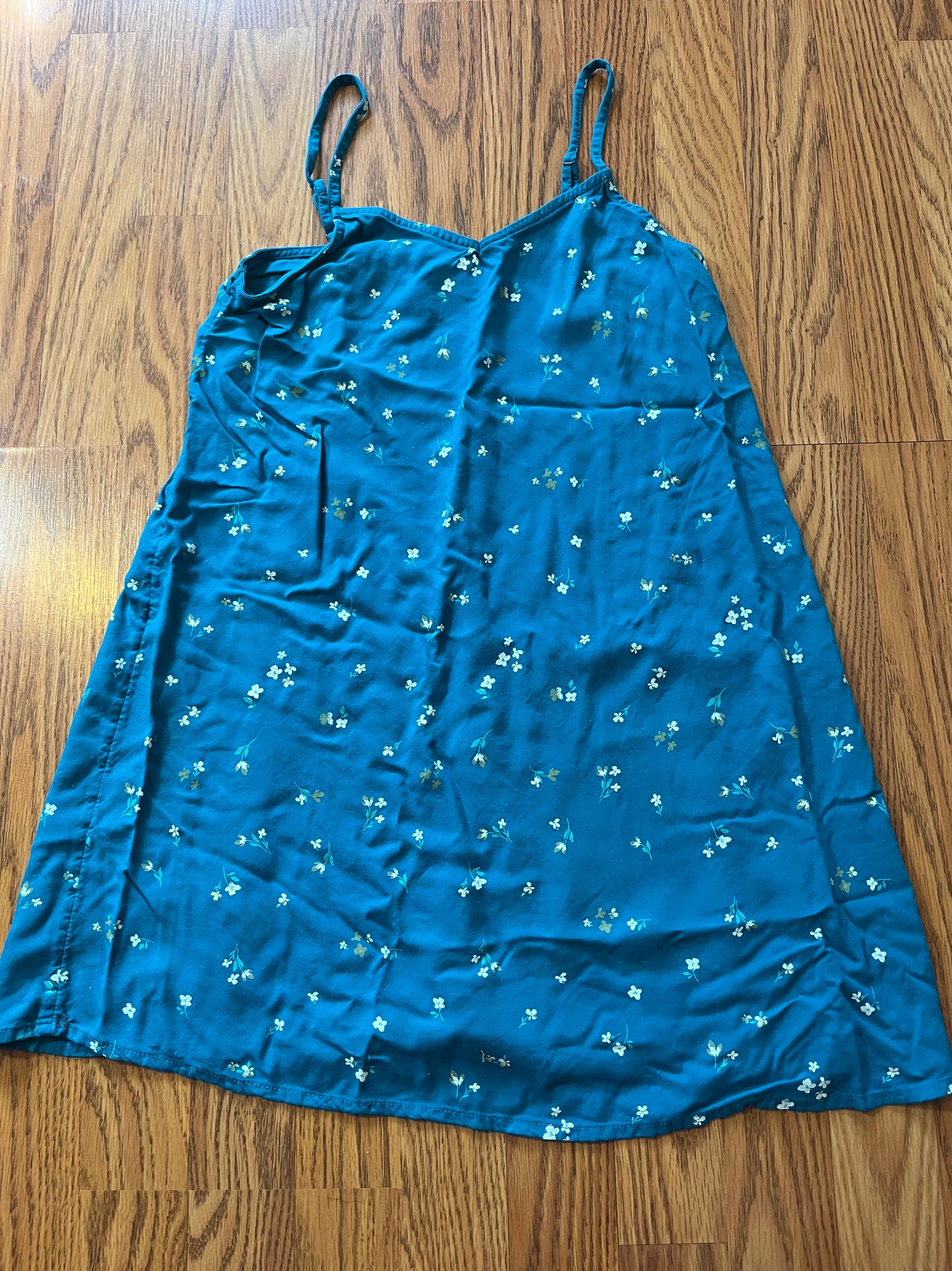 SO girls size L (12) lightweight summer dress