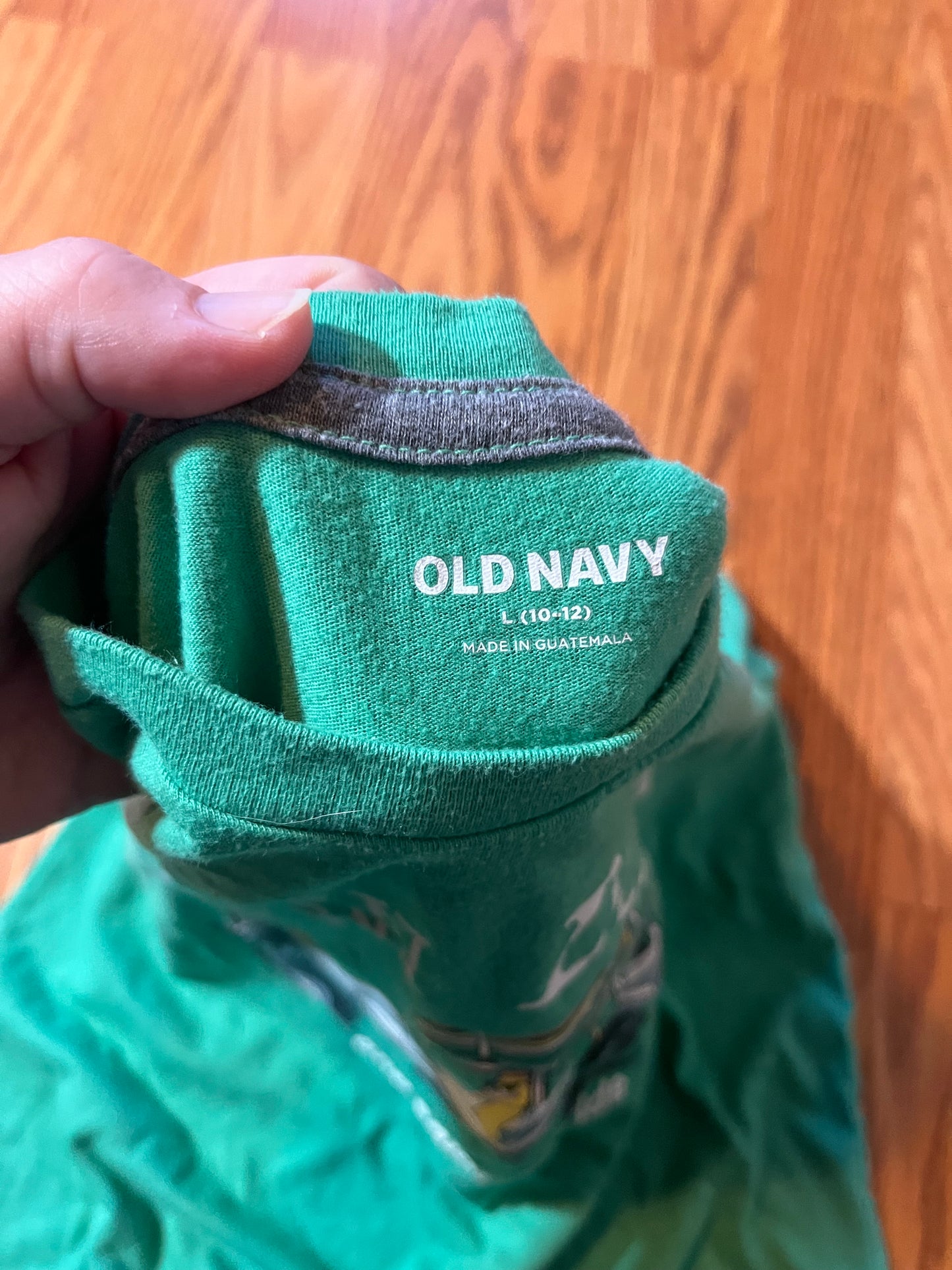 Old Navy 10/12 boys tshirt