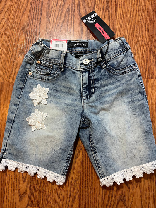 Jordache size 8 Jean shorts adjustable waist (new with tags!)