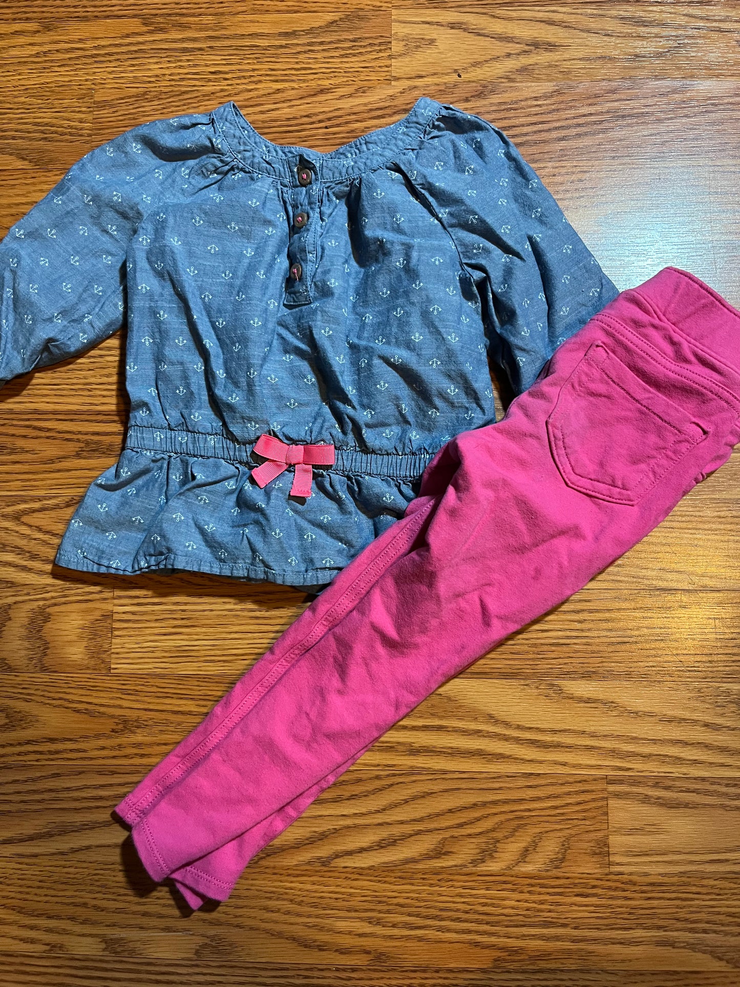 4t Cherokee top / 4t jumping bean legging pants