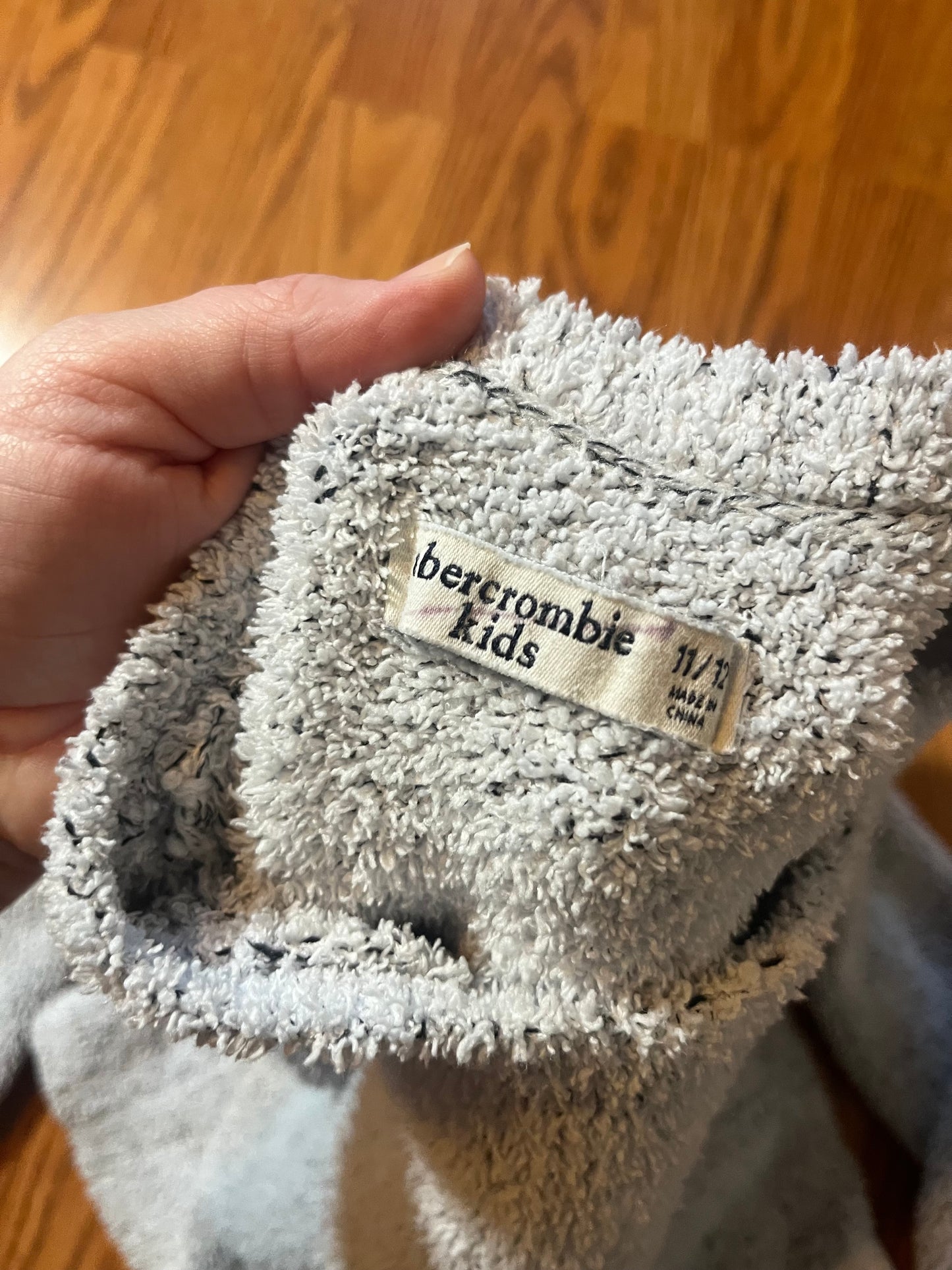 Abercrombie Kids sweater size 11/12
